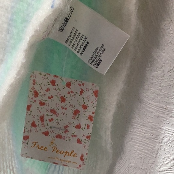 Free People NEW - blanket scarf - sky combo - super soft - fringe - ACCFP9742086 - Picture 2 of 6